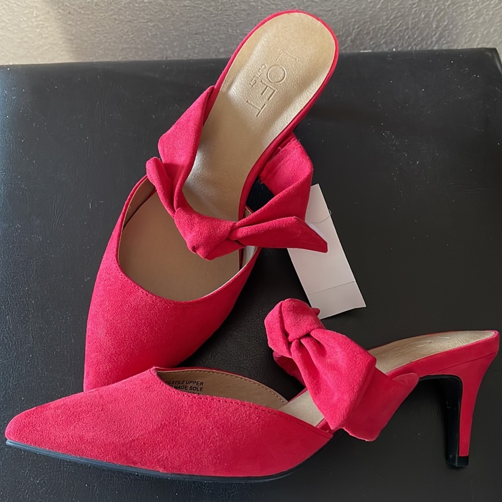Red Loft Slip-on Shoes - Picture 2 of 3